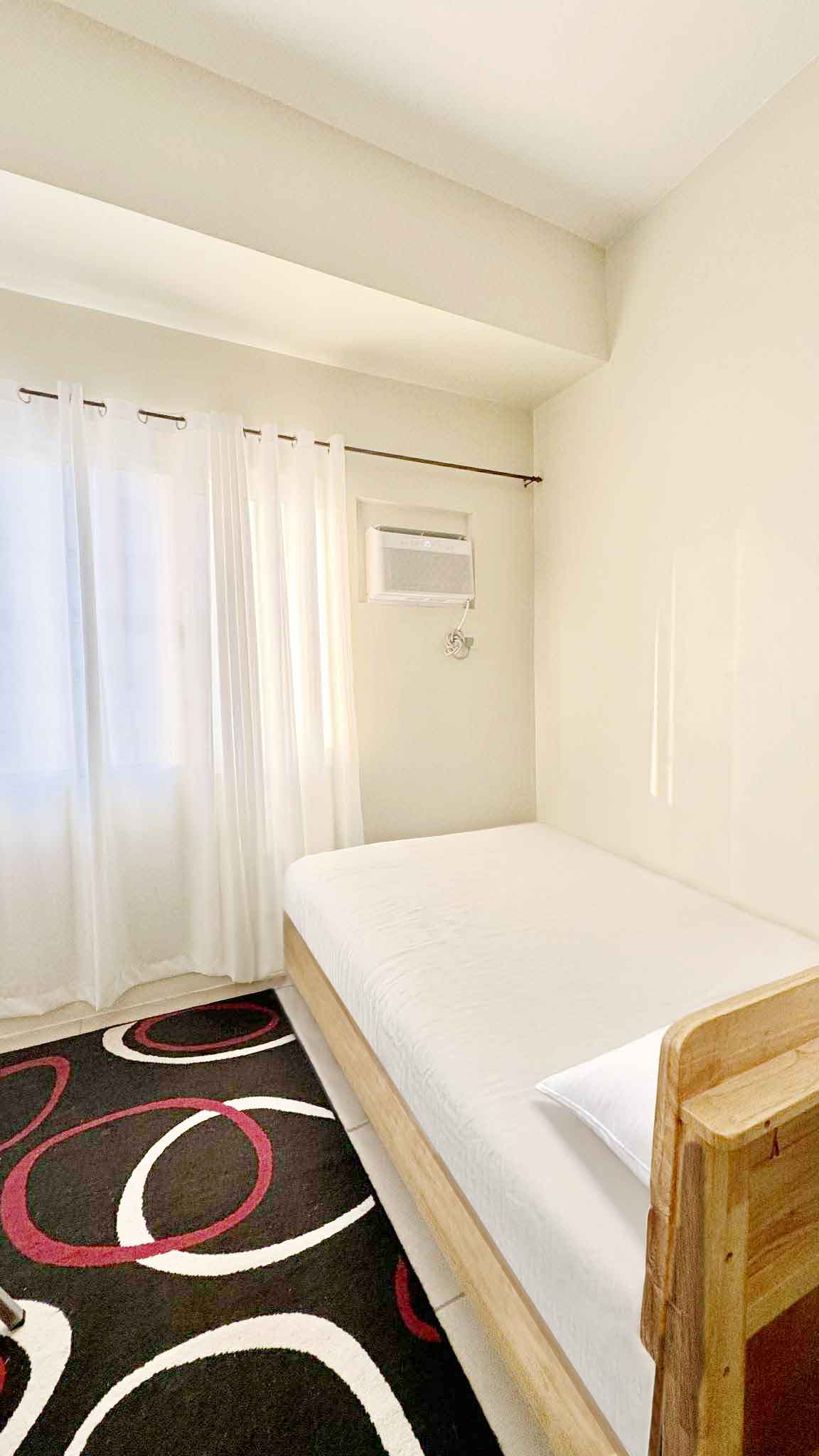 Bedroom at Avida Towers One Union Place Tower 3, Arca South