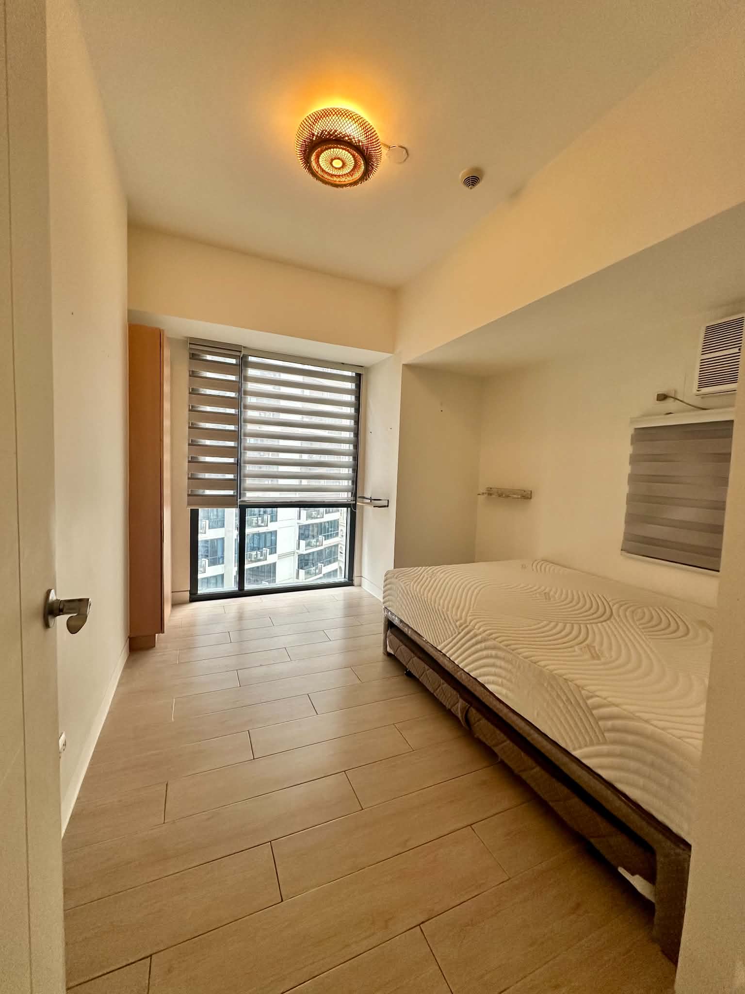117c unit bedroom