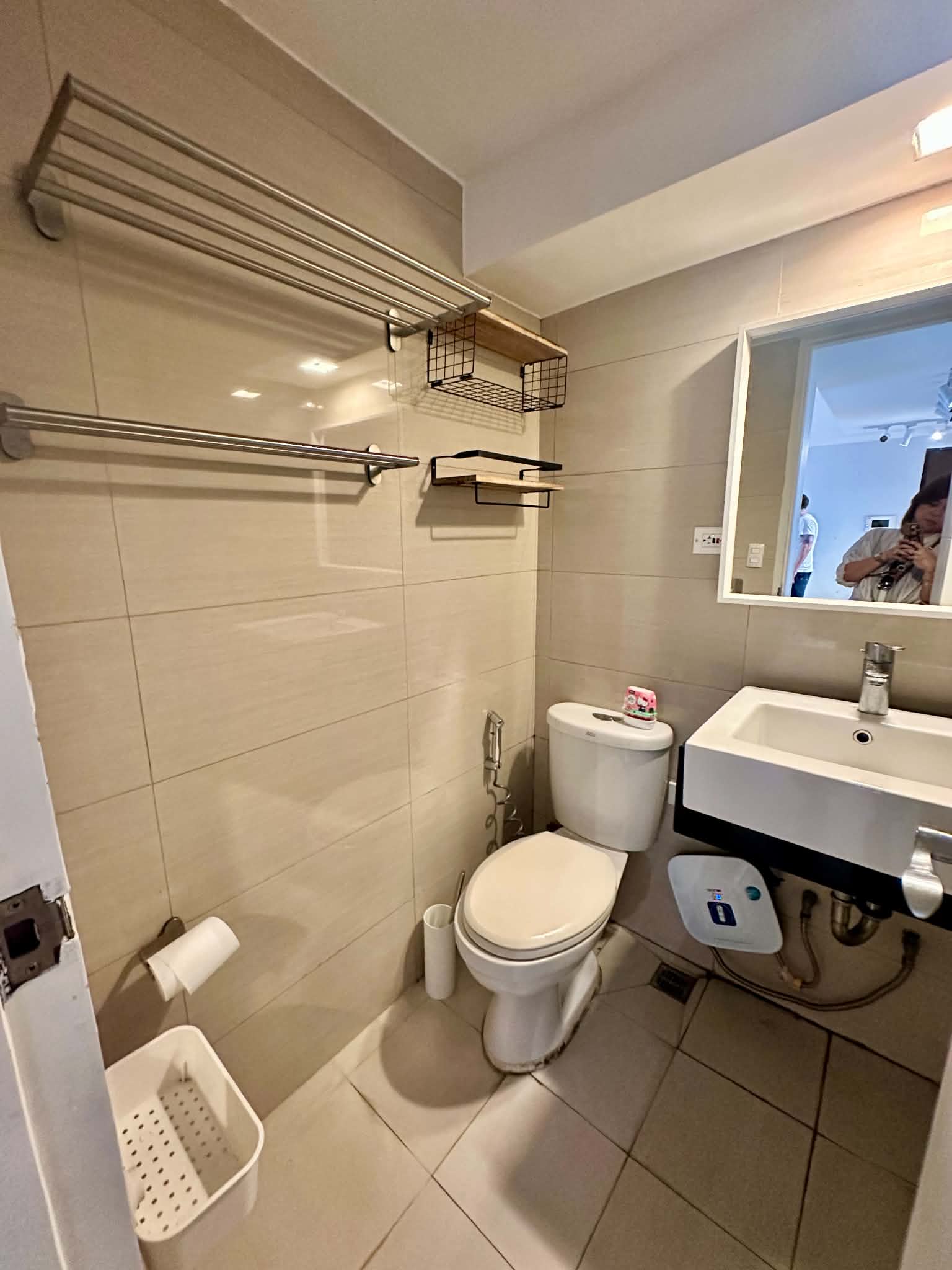 117c unit toilet