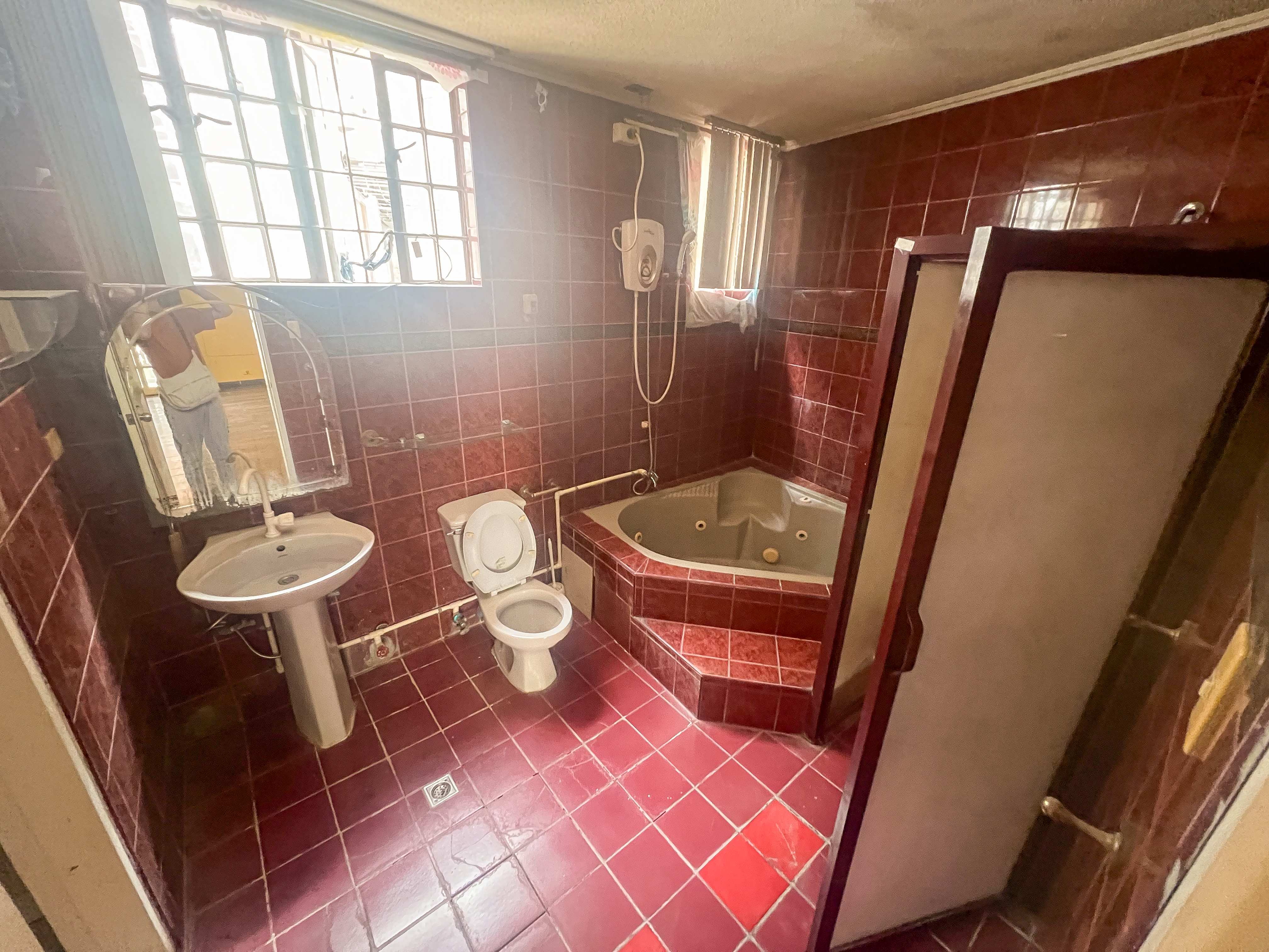 Concorde Tambo - Bathroom